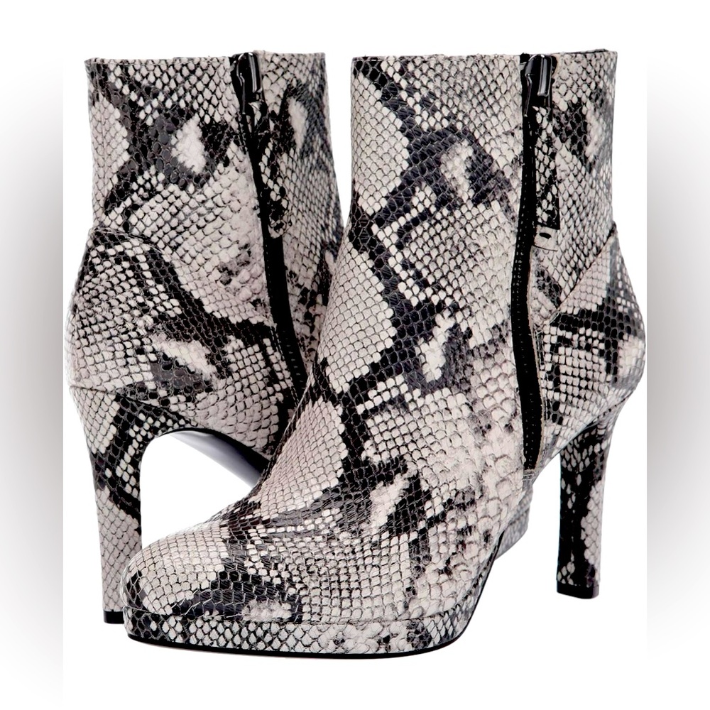 NWT Naturalizer Women Tiana Ankle Boot